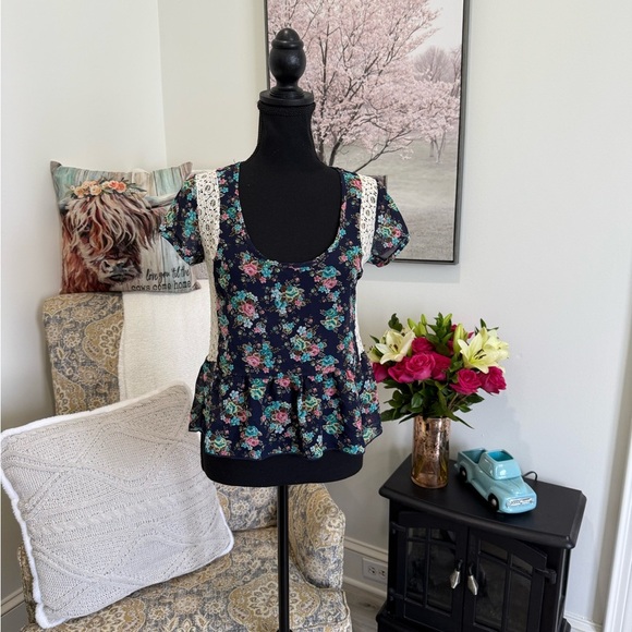 Rue21 Black and Blue Ruffled Peplum Blouse - Picture 1 of 7